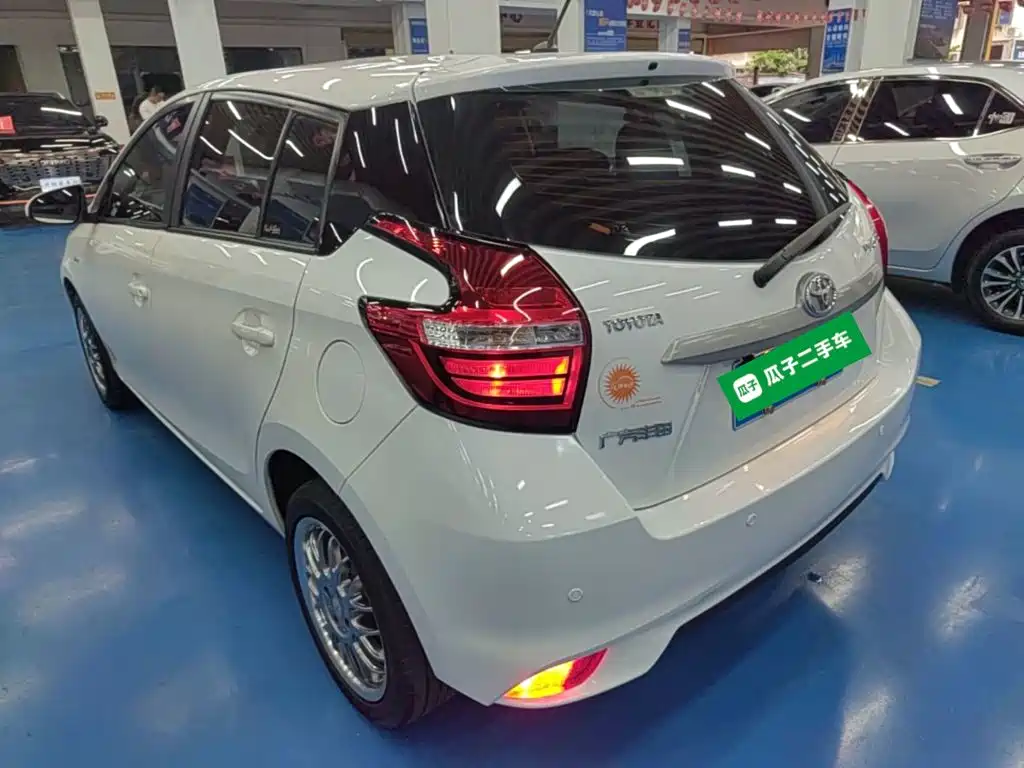 Toyota Yaris L 2019