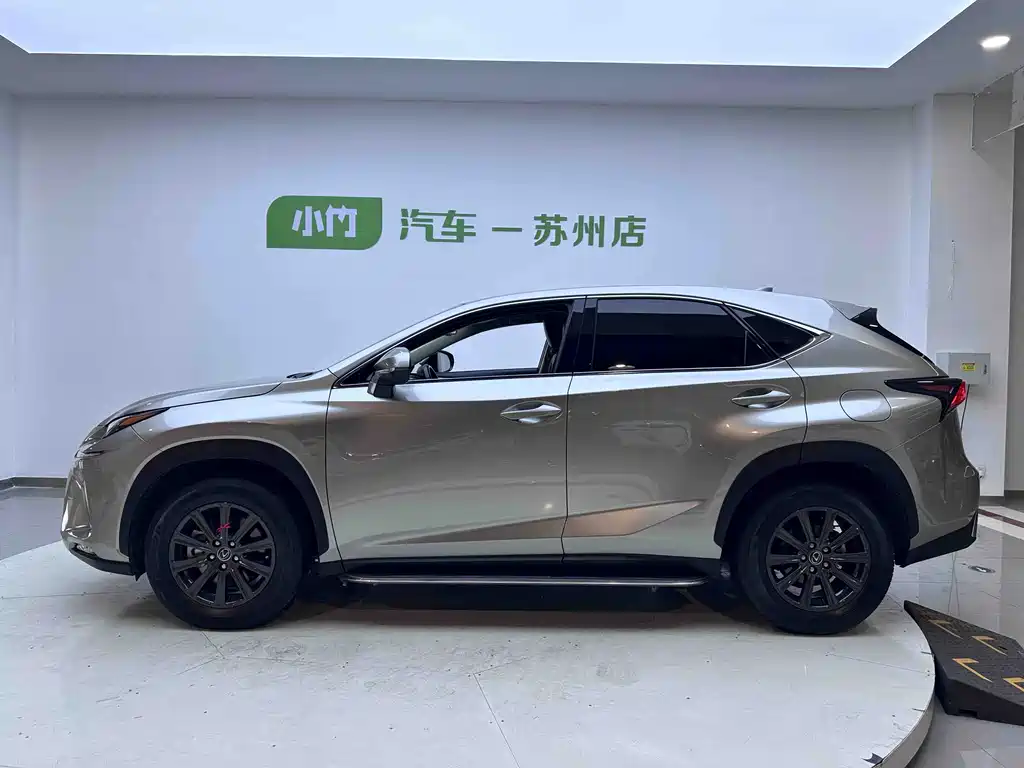 Lexus NX 2020