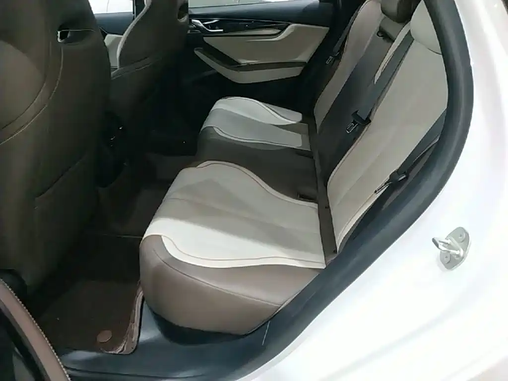 BYD Qin PLUS 2024 — фото 17