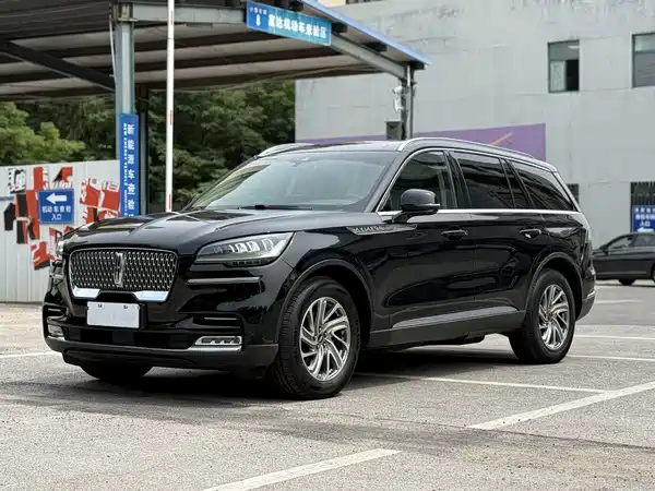 Lincoln Aviator 2021