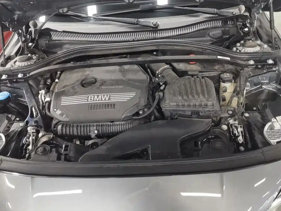 BMW 2 Series 2025 — фото 10