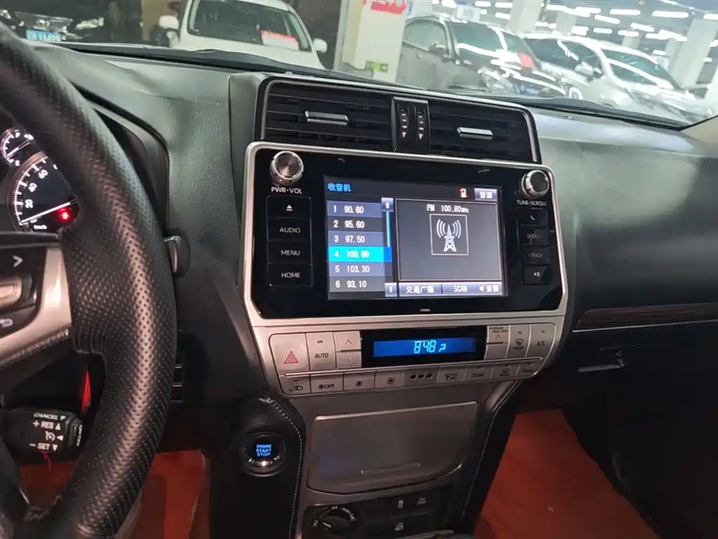 Toyota Prado 2018 — фото 13