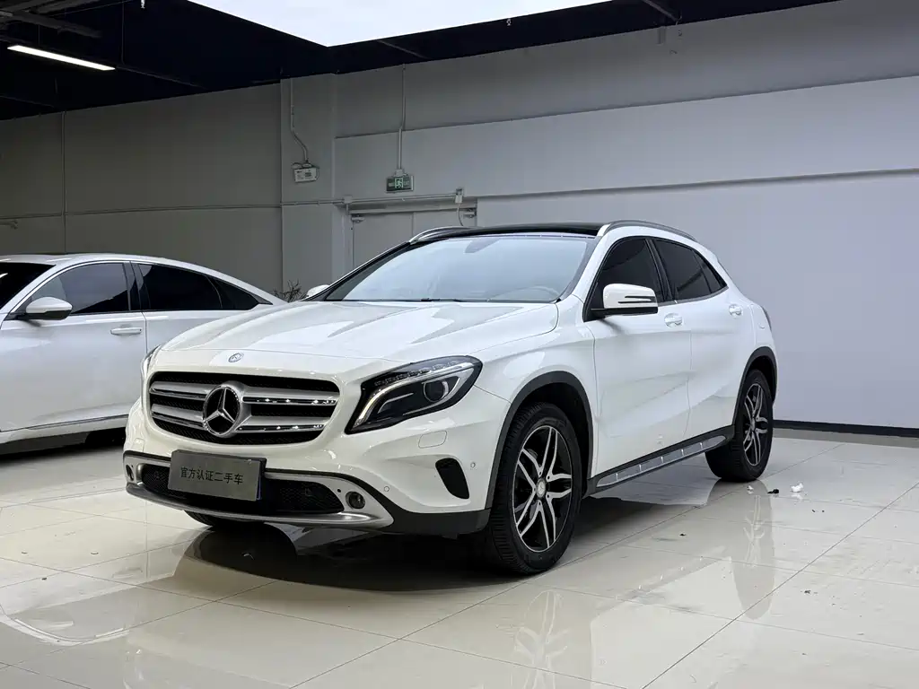 Mercedes-Benz GLA 2016