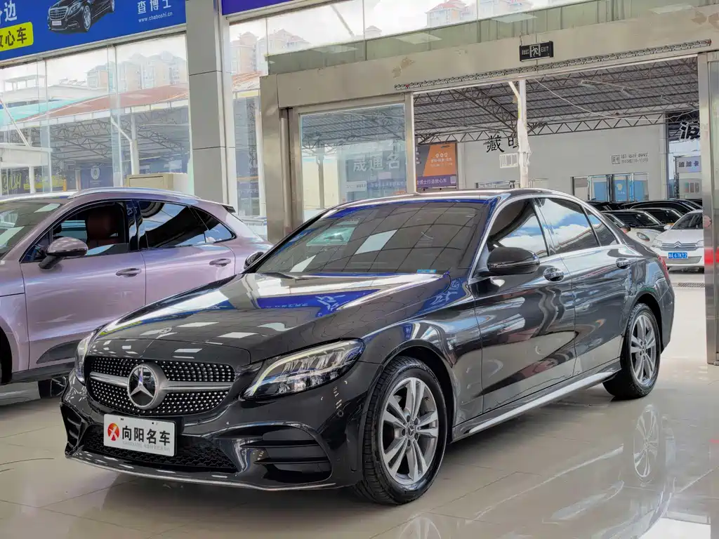 Mercedes-Benz C-Class 2022