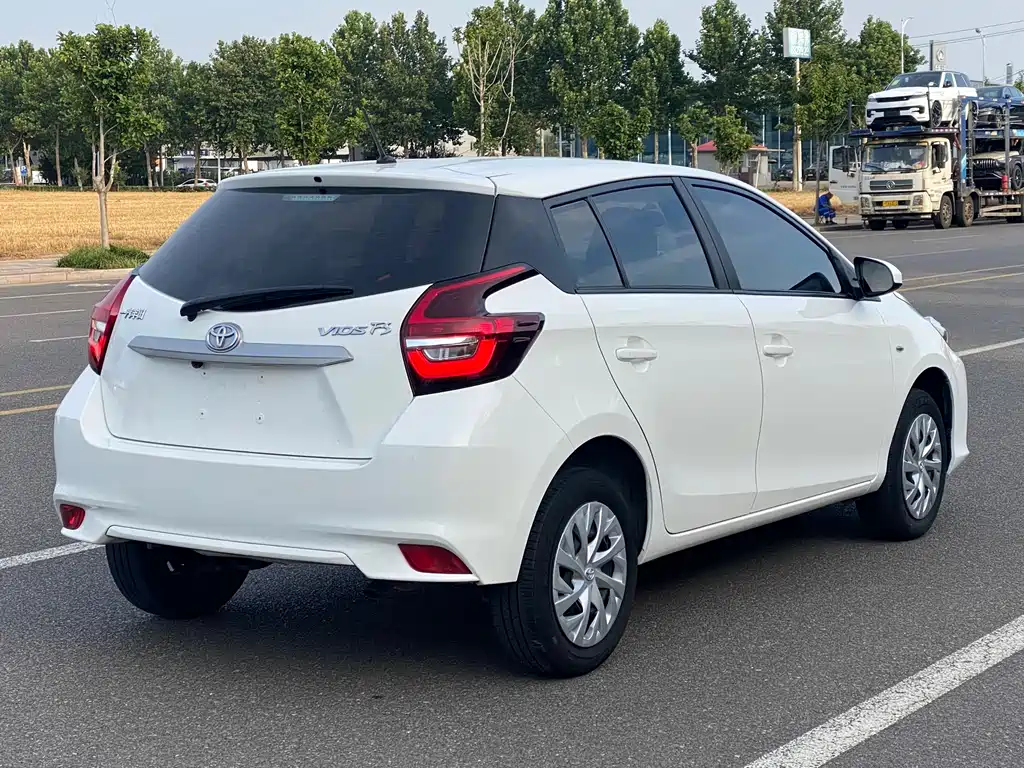 Toyota Vios FS 2022 — фото 11