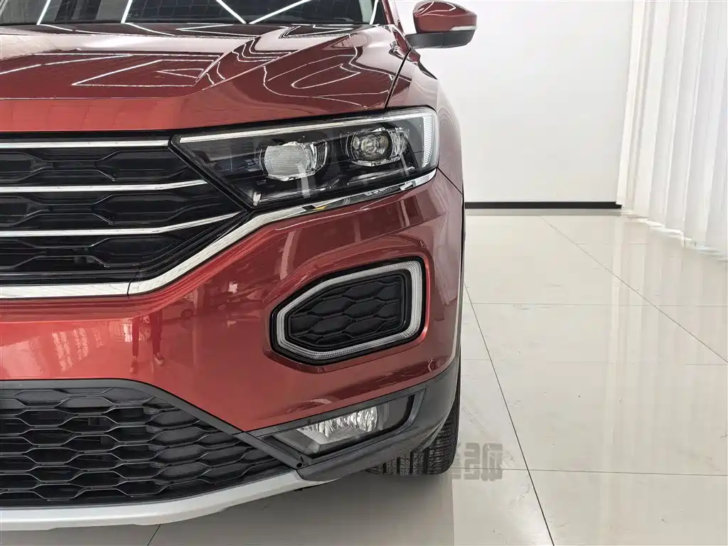 Volkswagen T-Roc 2020 — фото 6