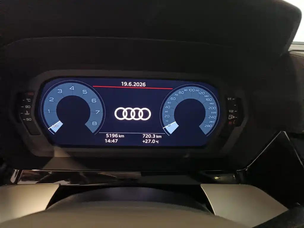 Audi A3 2025 — фото 10