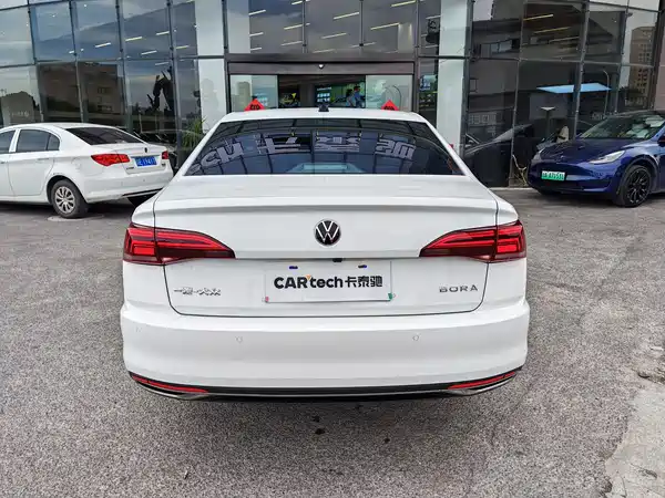 Volkswagen Bora 2021