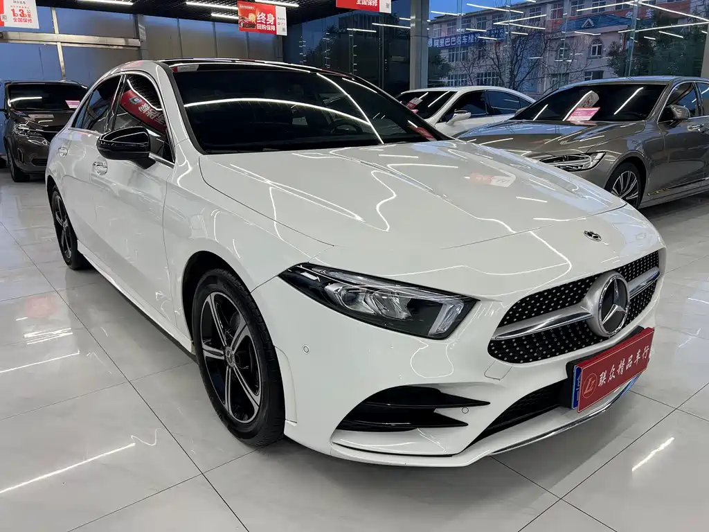 Mercedes-Benz A-Class 2023 — фото 2