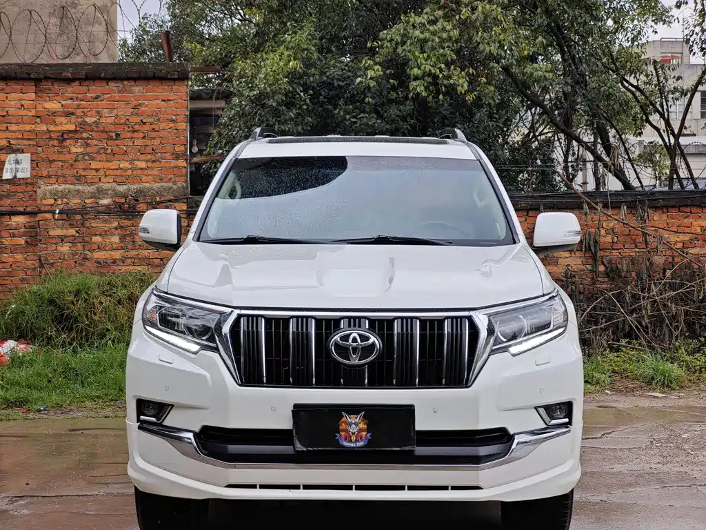 Toyota Prado 2019 — фото 2