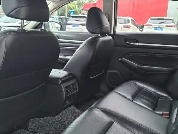Nissan Teana 2020