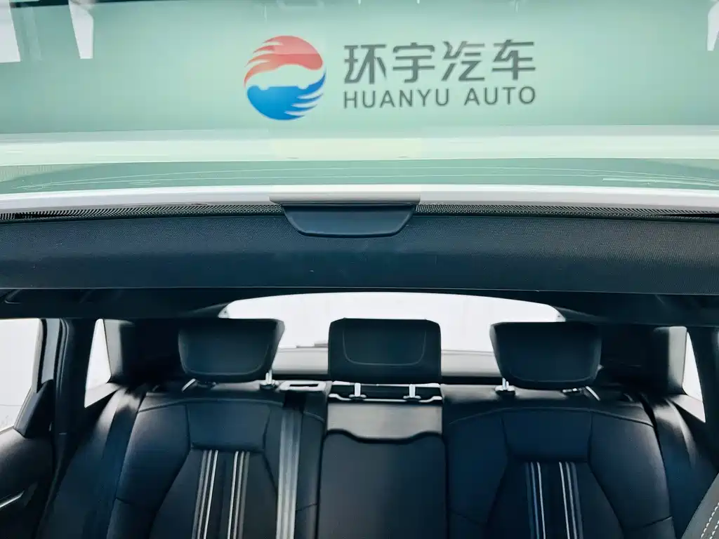 Audi A3 2023 — фото 18