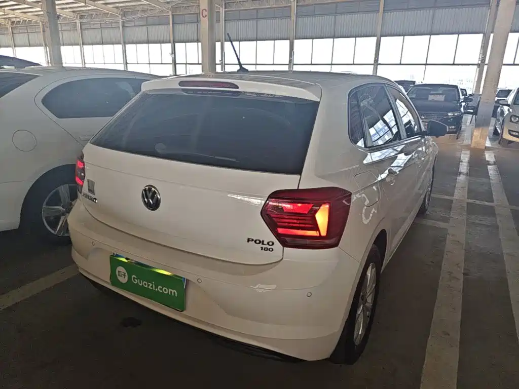 Volkswagen Polo 2021