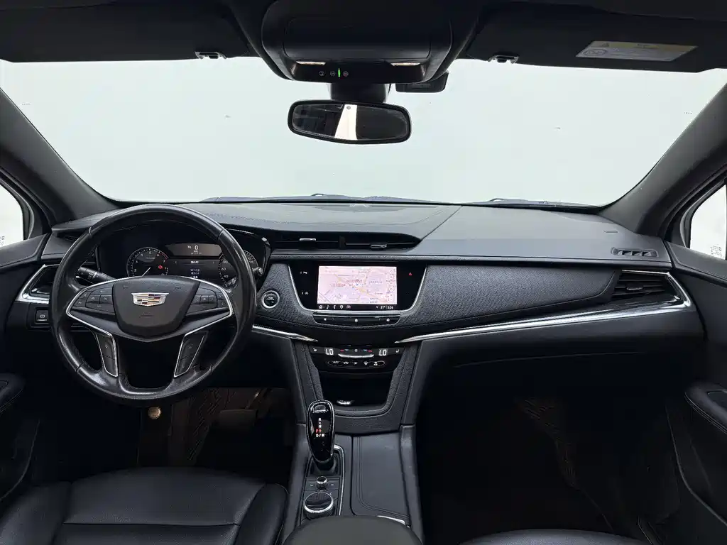 Cadillac XT5 2021 — фото 11