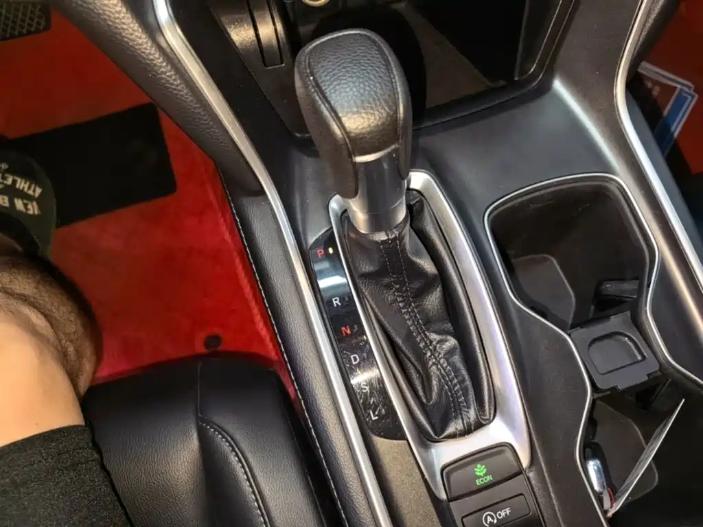 Honda Accord 2021 — фото 14