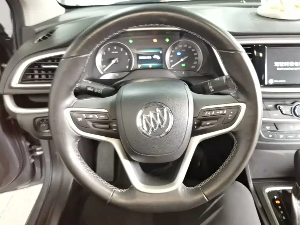 Buick Excelle 2019 — фото 11