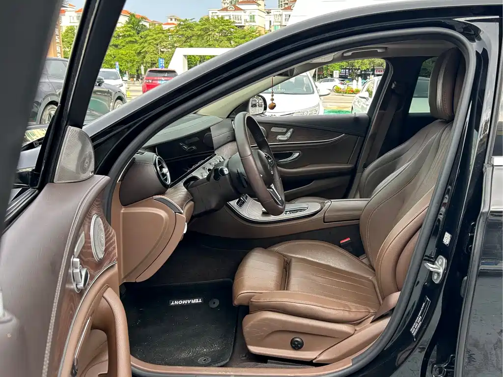 Mercedes-Benz E-Class 2020