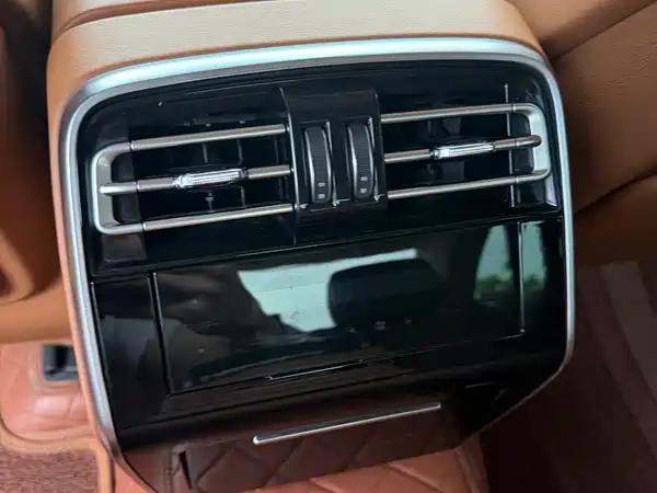 Hongqi H9 2021