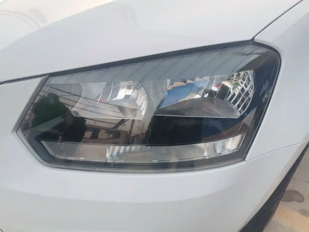Skoda Yeti 2017 — фото 15