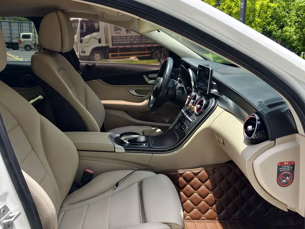 Mercedes-Benz C-Class 2016 — фото 12
