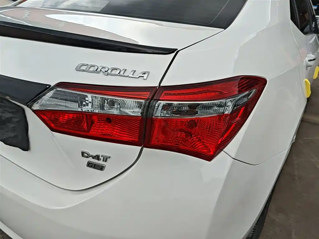 Toyota Corolla 2018 — фото 8