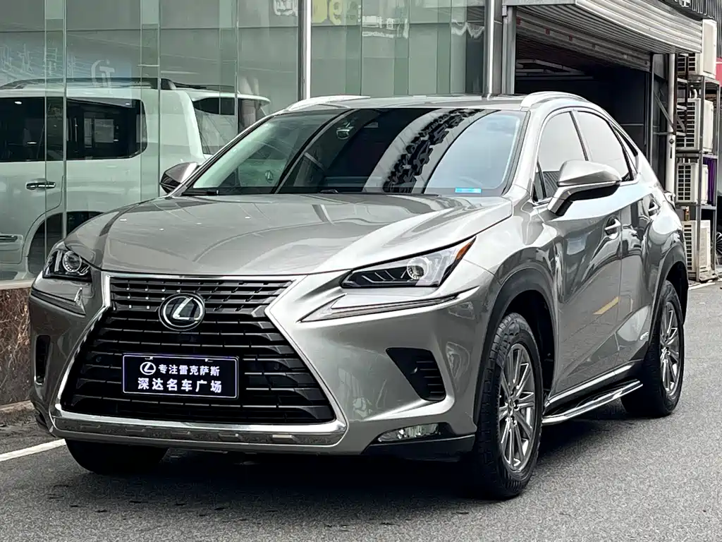 Lexus NX 2019
