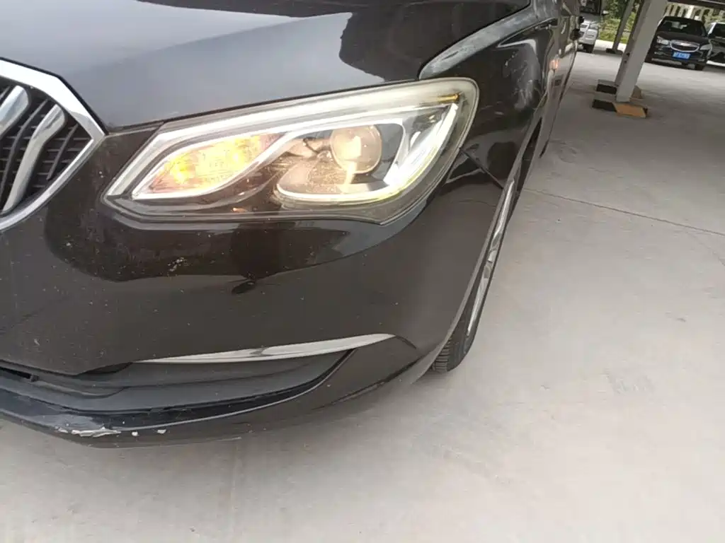 Buick Excelle 2015 — фото 24