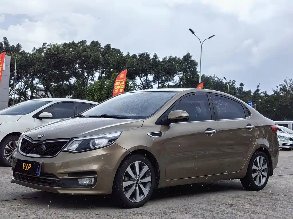 Kia K2 2015 — фото 1