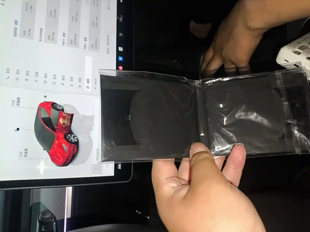 Tesla Model Y 2024 — фото 9