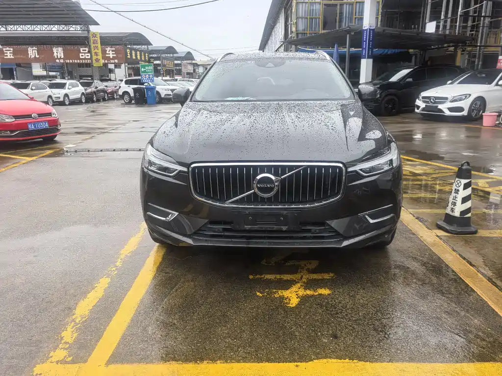 Volvo XC60 2020 — фото 8