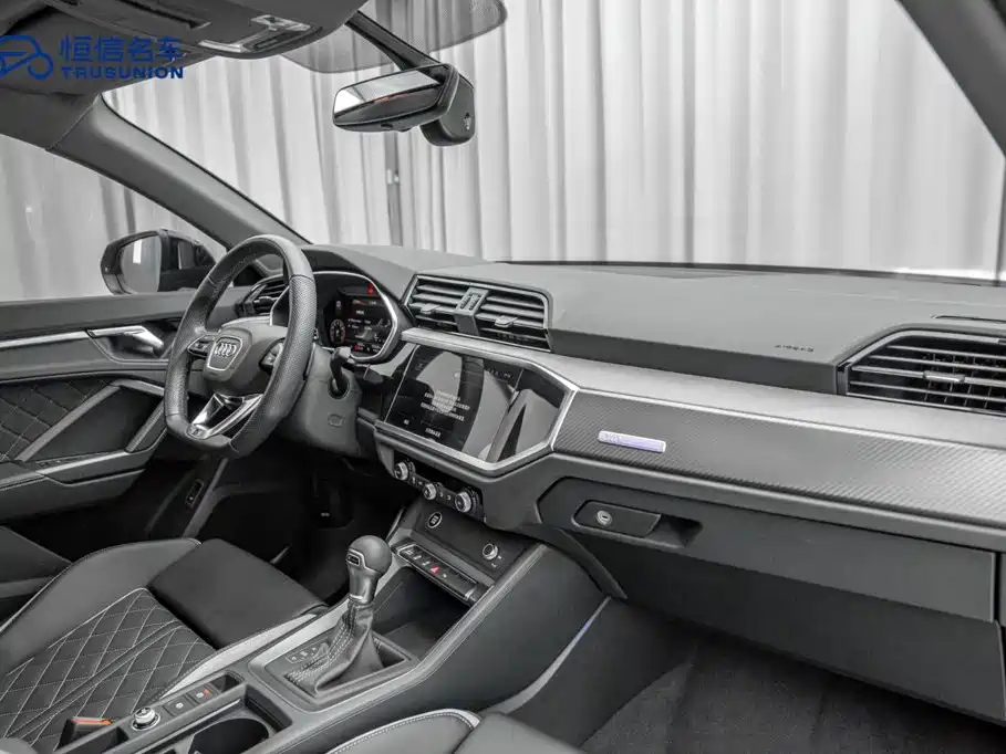 Audi Q3 Sportback 2024 — фото 14