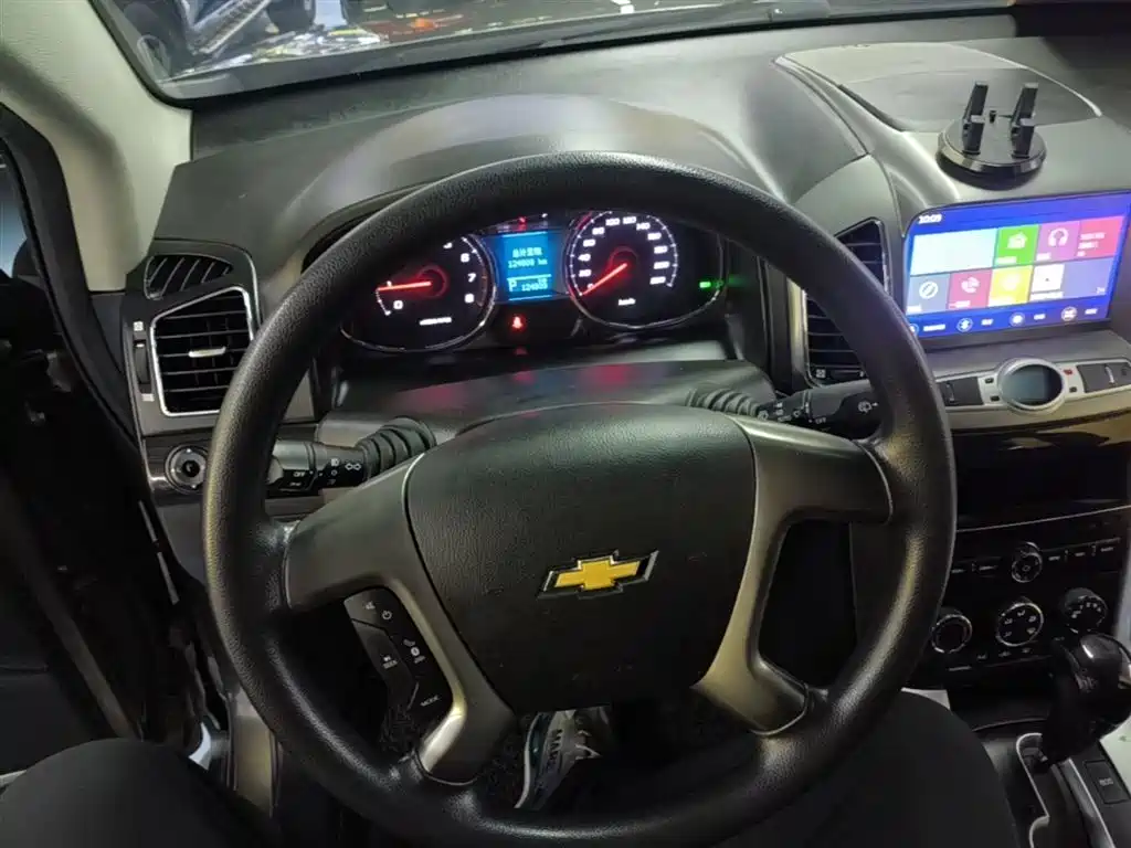 Chevrolet Captiva 2015 — фото 11