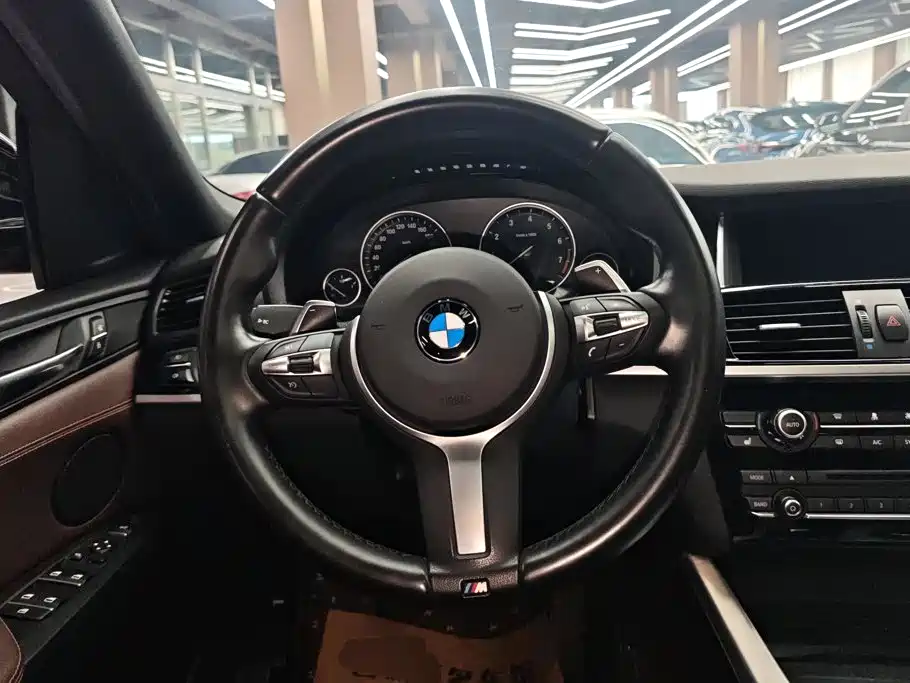 BMW X4 2017 — фото 15