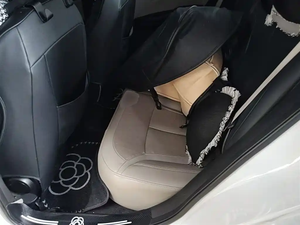 Buick Excelle 2019 — фото 17
