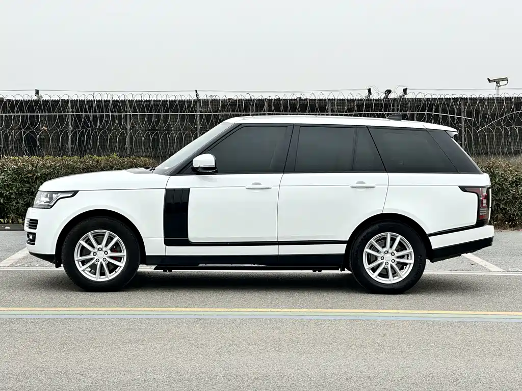 Land Rover Range Rover 2015 — фото 7
