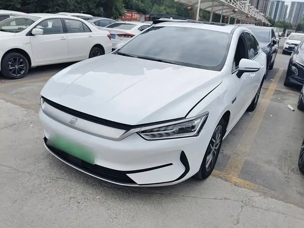 BYD Qin PLUS 2022 — фото 1