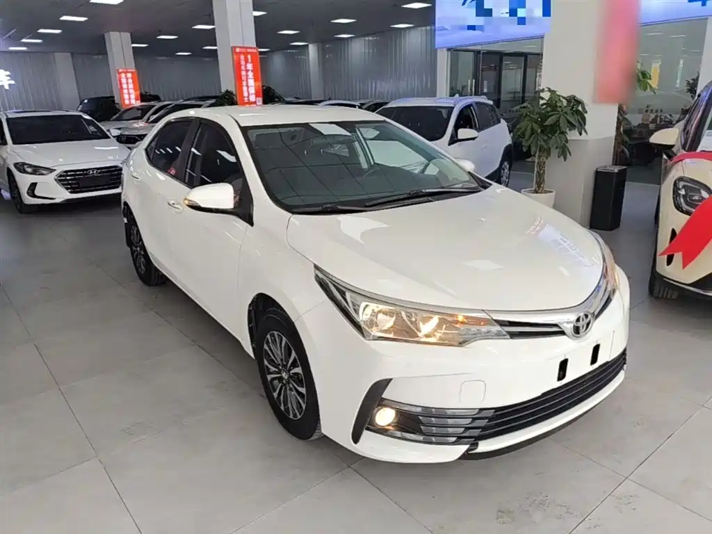 Toyota Corolla 2019 — фото 4