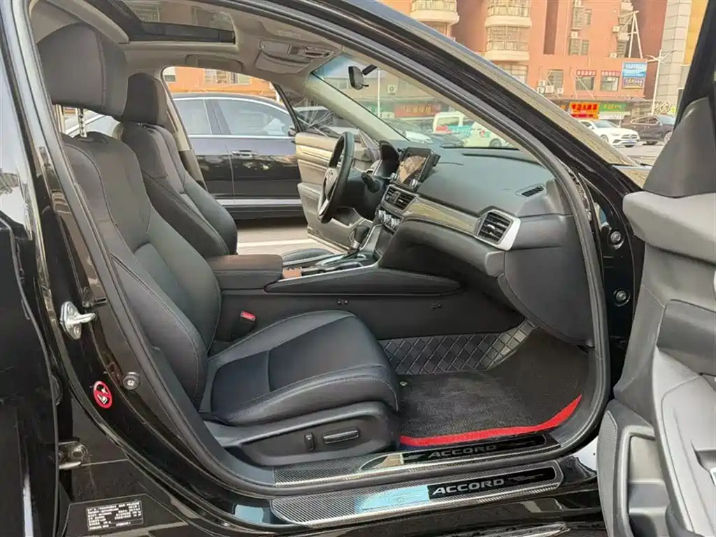 Honda Accord 2021 — фото 15