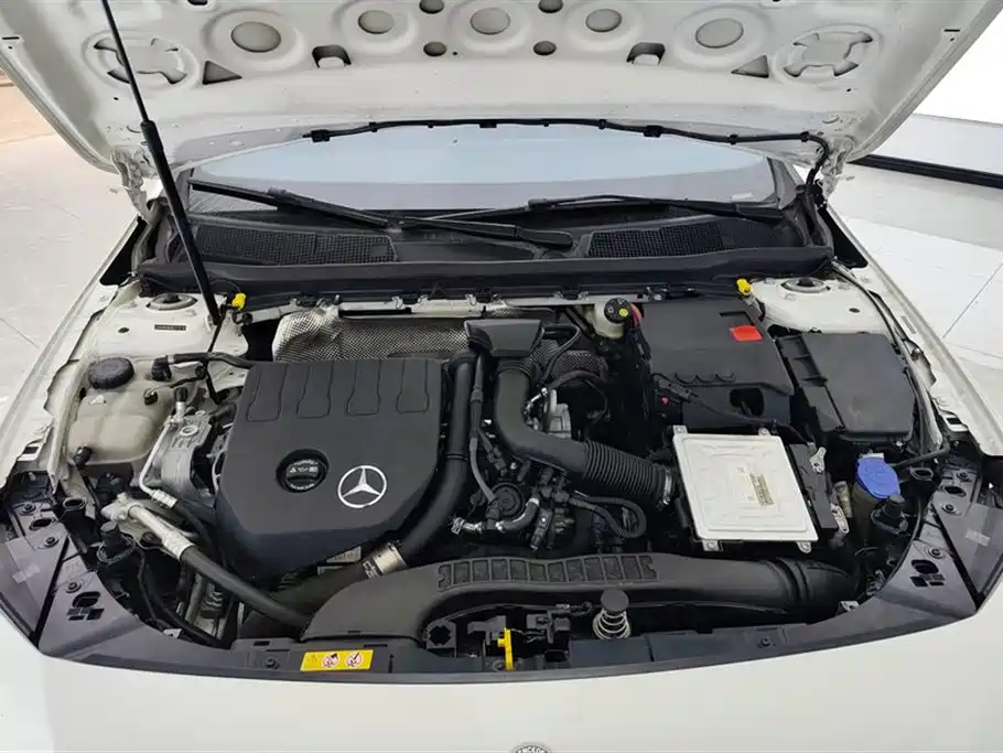 Mercedes-Benz A-Class 2022 — фото 10