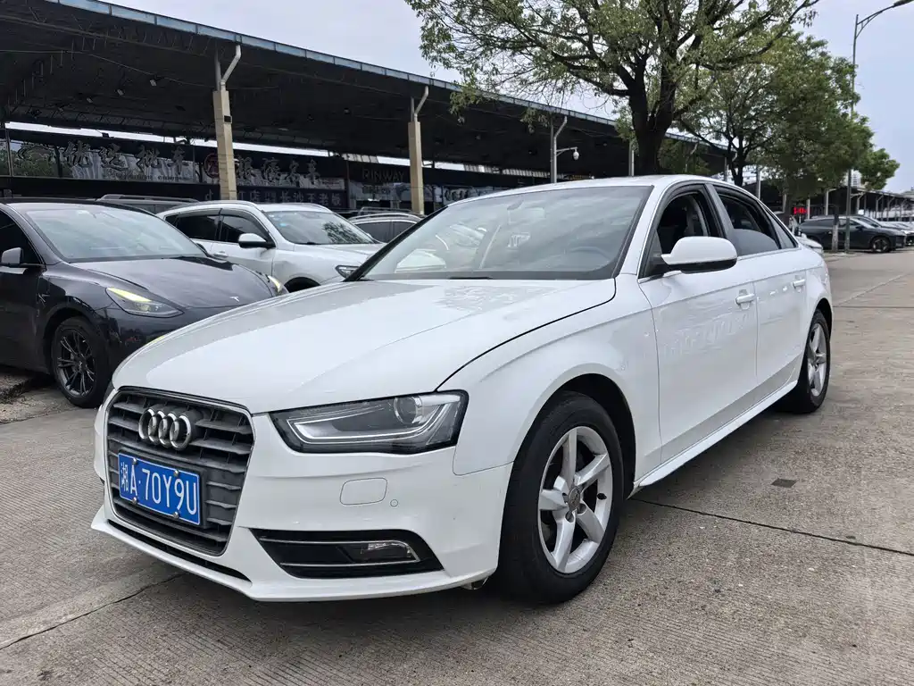 Audi A4L 2013