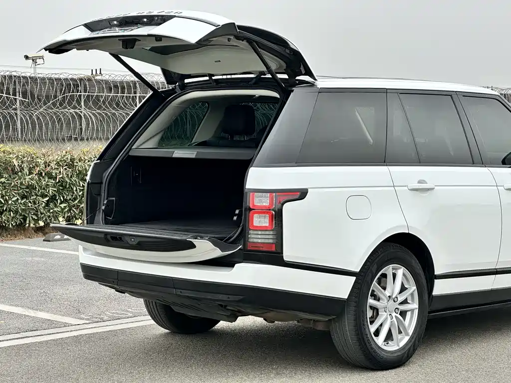 Land Rover Range Rover 2015 — фото 8