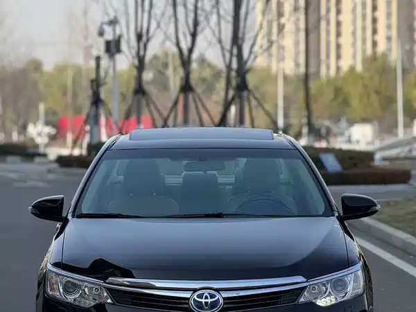 Toyota Camry 2015