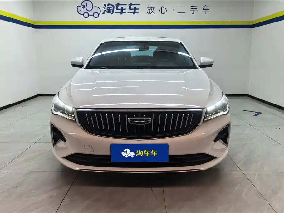 Geely Emgrand 2022 — фото 2