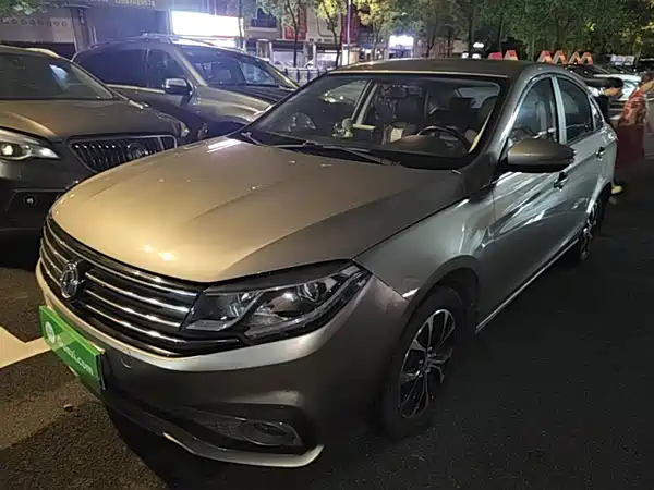 Dongfeng Jingyi S50 2017