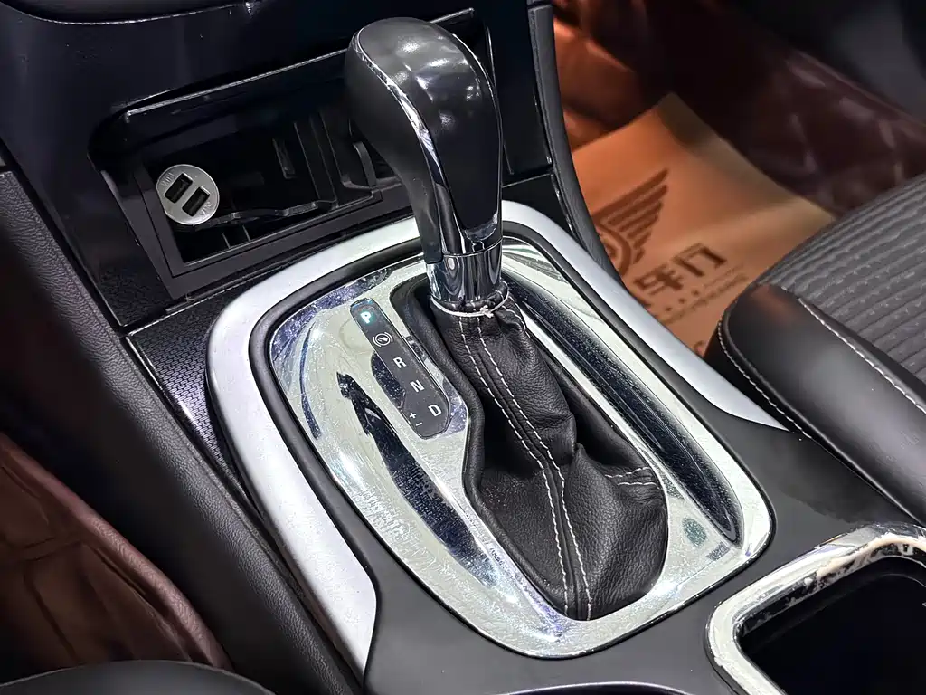 Buick Regal 2015 — фото 19
