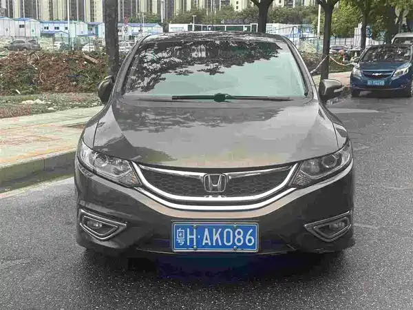Honda Jade 2016