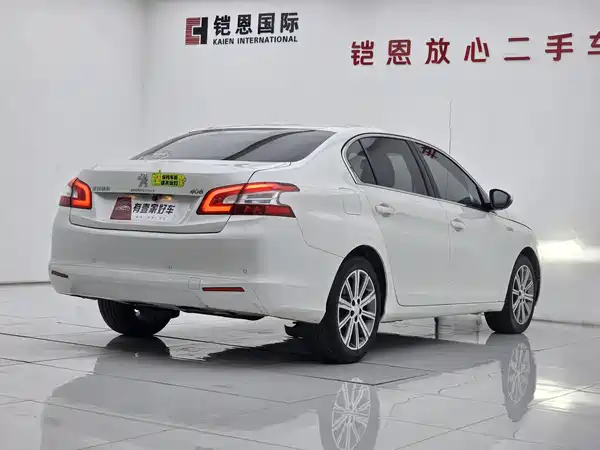 Peugeot 408 2015