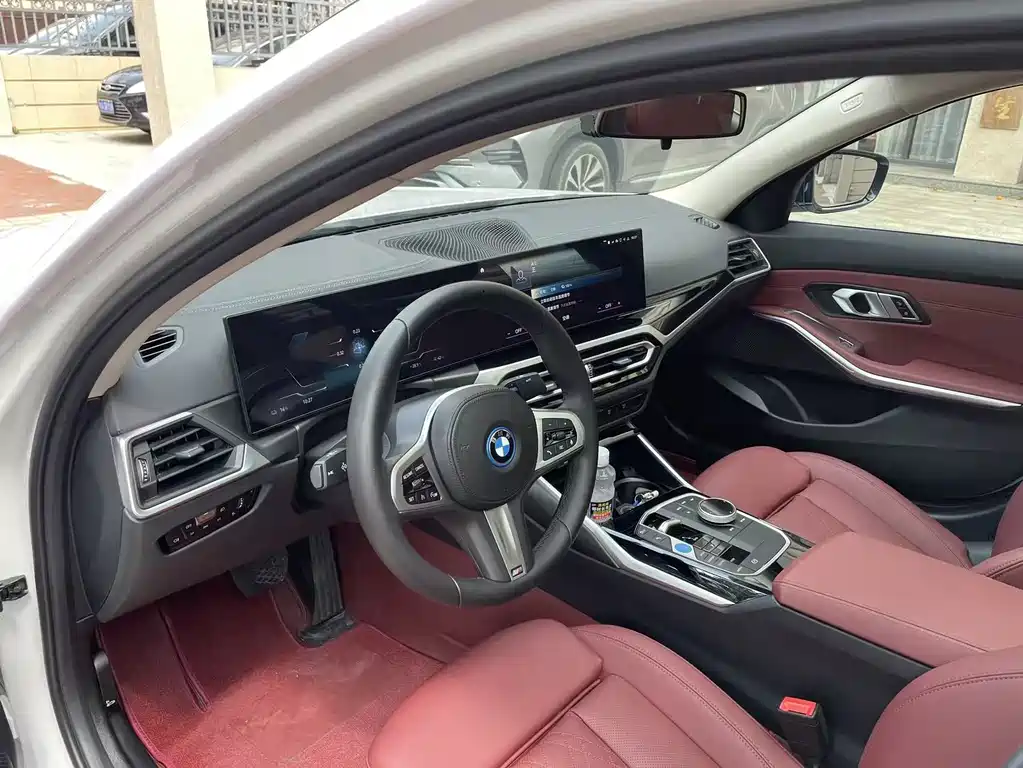 BMW i3 2023 — фото 15