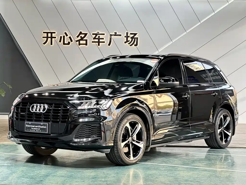 Audi Q7 2023 — фото 1