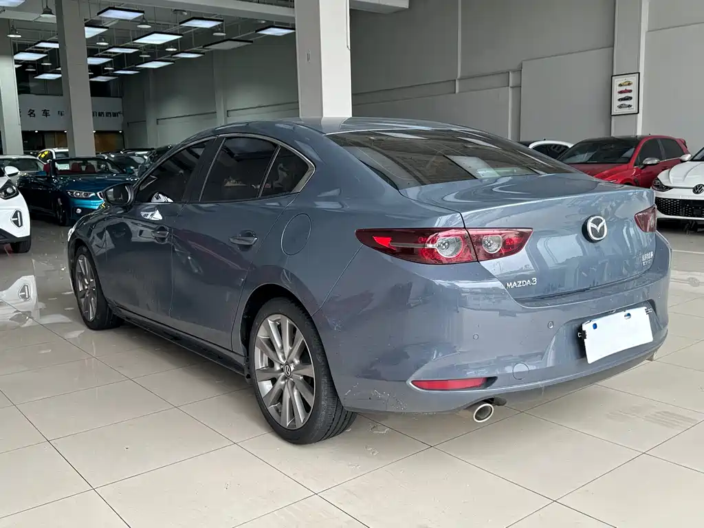 Mazda 3 Angkesela 2023